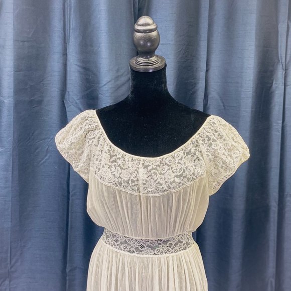 Women’s Vanity Fair Chiffon Peignoir Nightgown 40s 50s Barbizon Flattery Brand - Picture 4 of 15